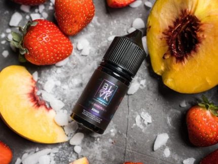 BLVK PINK | Strawberry Peach Ice